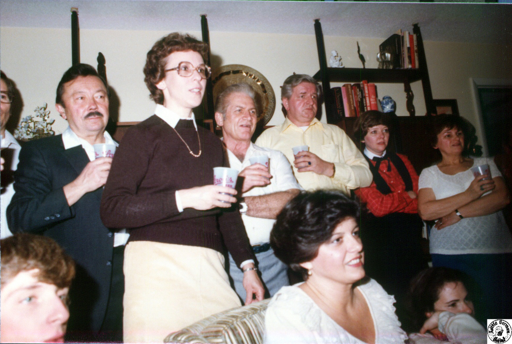 1982 03 06 33 Steve & Heidi wedding.jpg